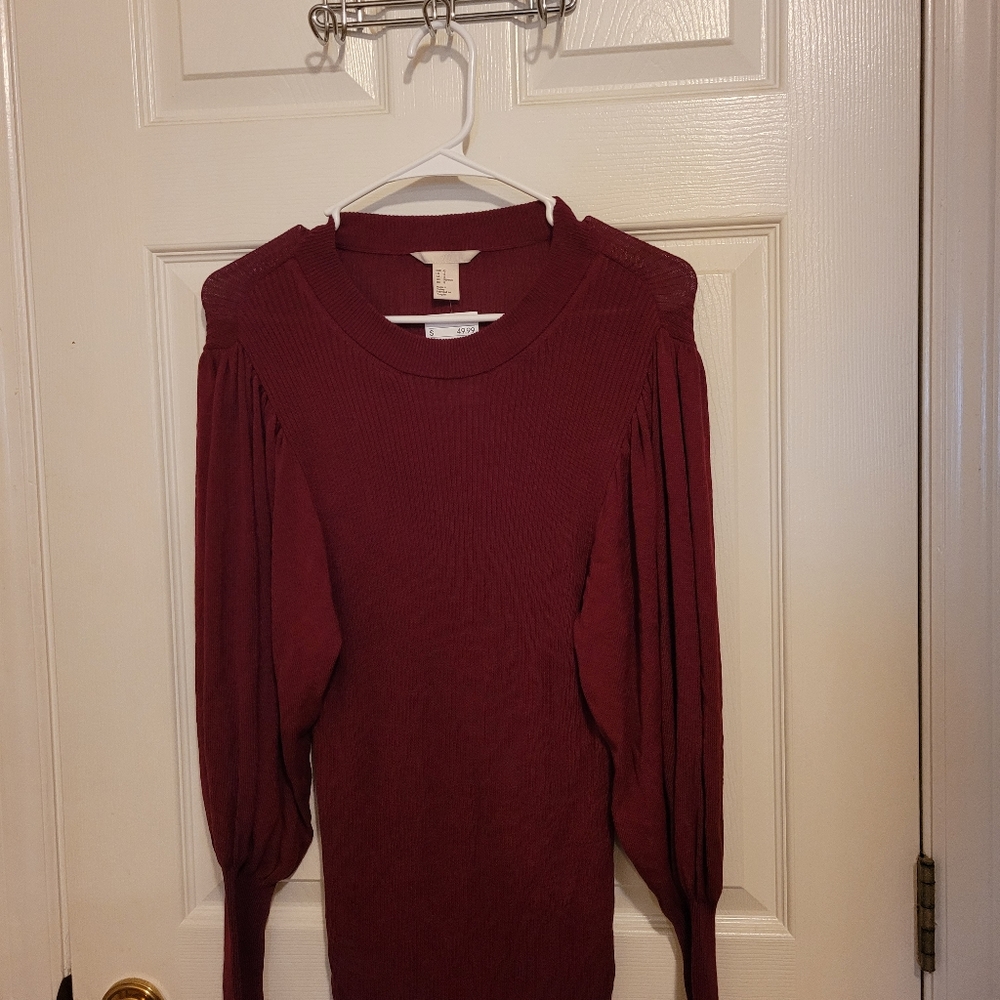 H&M poet- sleeve ribbed top
